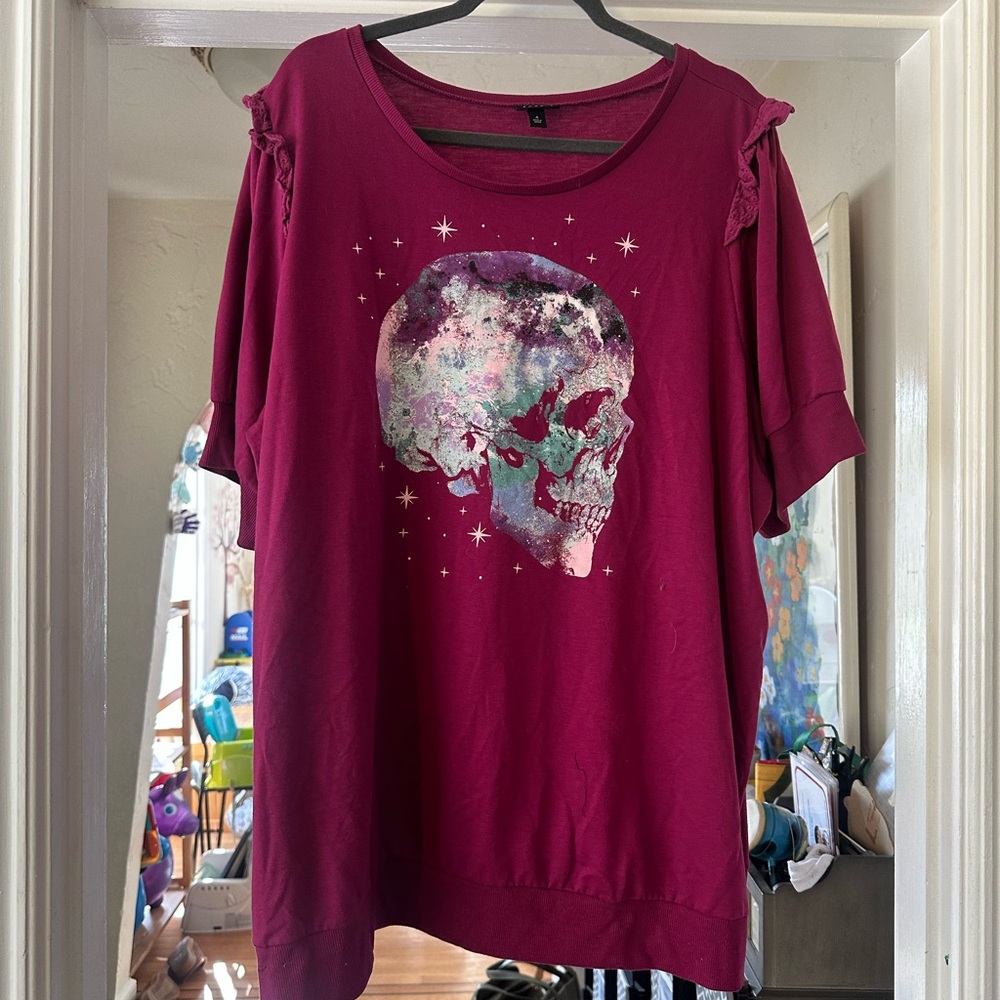 Skull Top